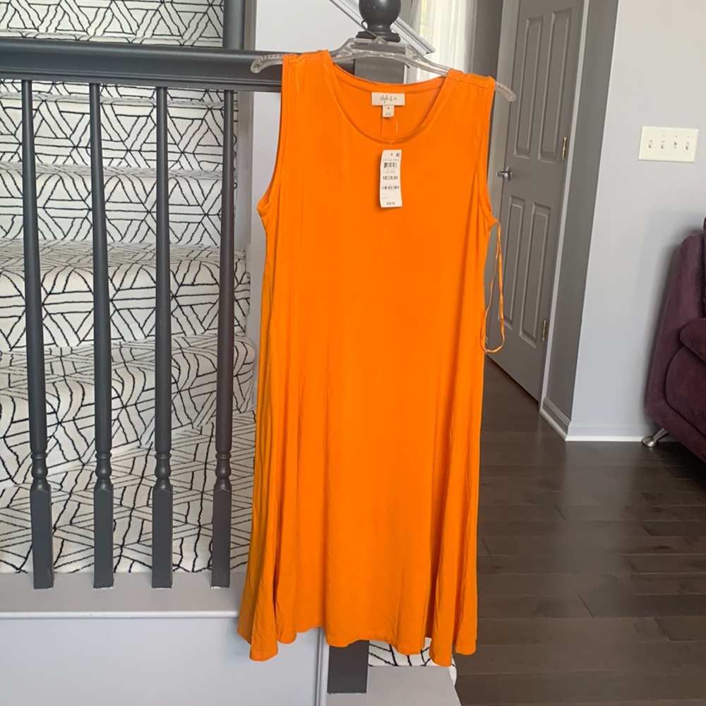 NWT STYLE &CO DRESS. BEAUTIFUL COLOR